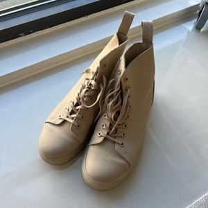 Dr Martens Talib Sand Kaya Boots SZ 7